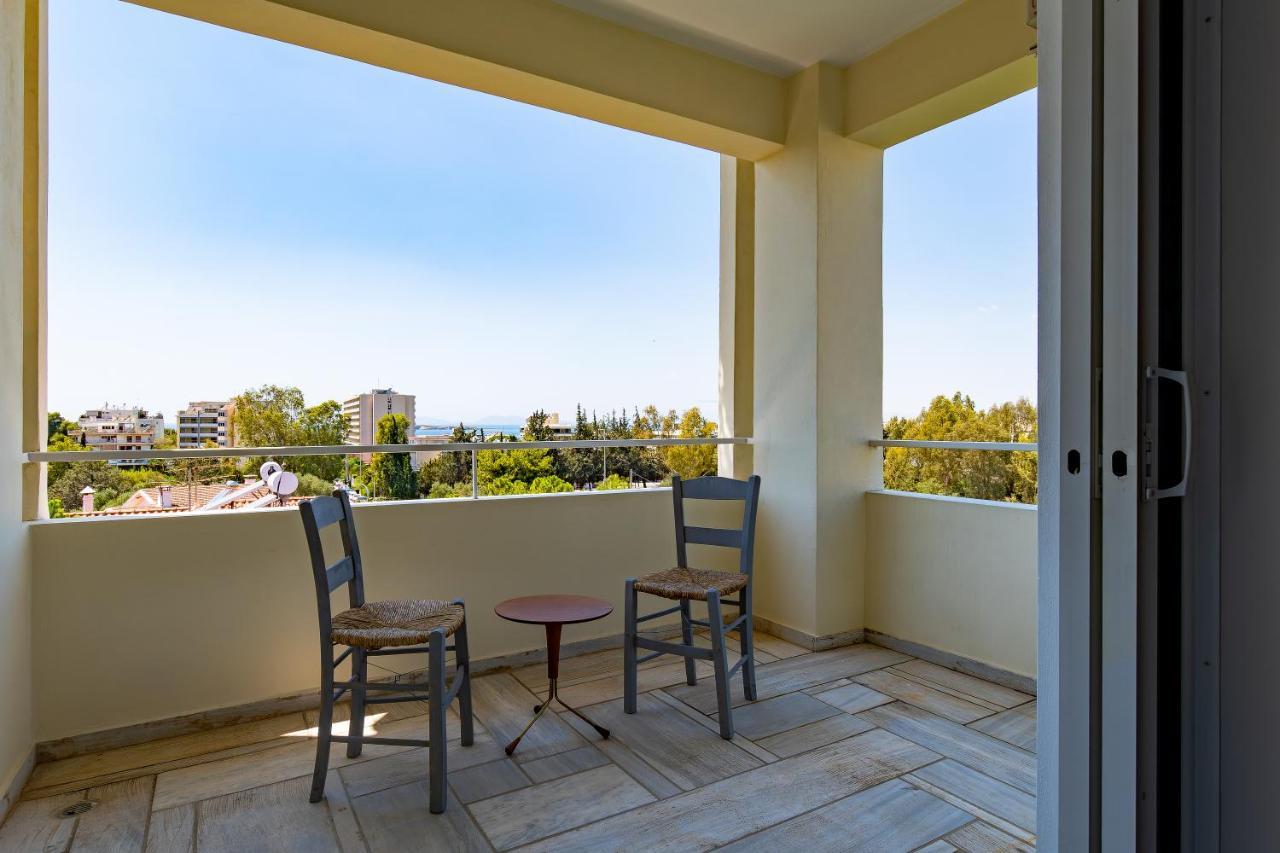 Spacious Apartment In Kavouri Athen Exterior foto